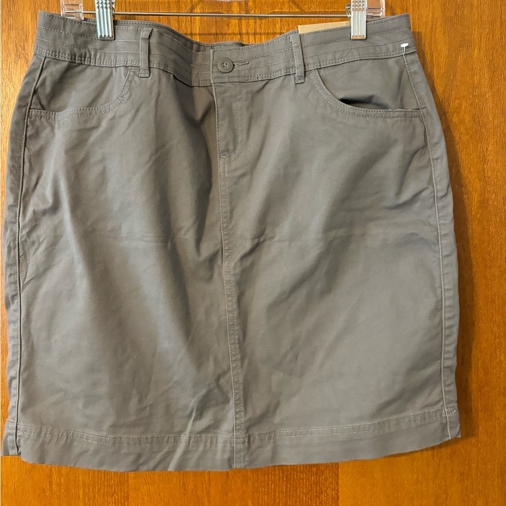 Maurices Skirt Size 11/12 Gray Cotton Button Above The Knee NWT